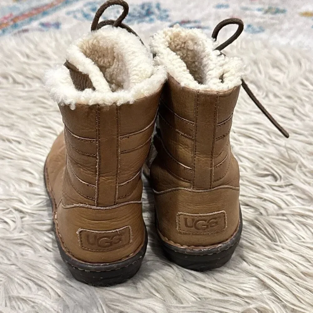 UGG Caspia 1932 Tan Leather Lace Up Ankle Sheepskin Warm Boots Womens Sz 8